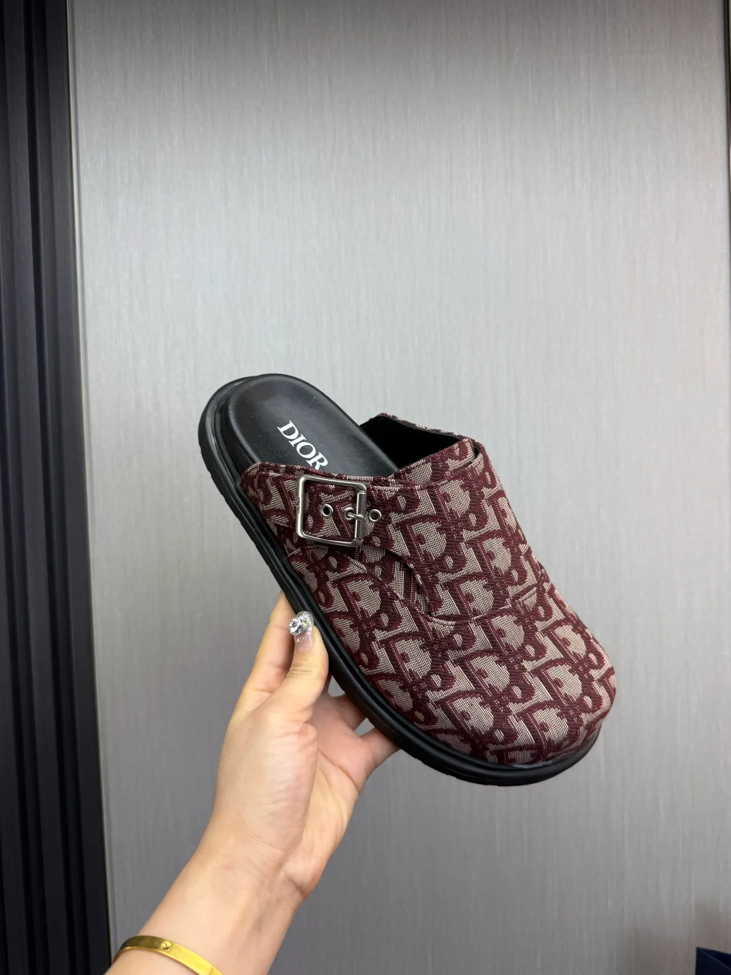 Men's men's shoes 420💰 Dior. Men's slippers🩴Official website 1:1 production 38-45 yards 45 46 🉑️Customized original material shipped✅